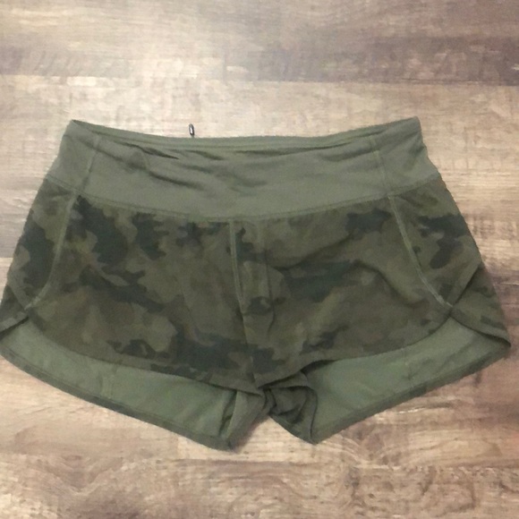 Lululemon Speed Up Short - Picture 2 of 4